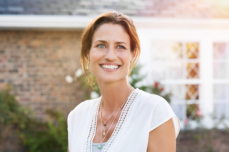 From Young Adults to Seniors: The Lifelong Advantages of Choosing Dental Implants
